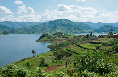 lake bunyonyi kabale